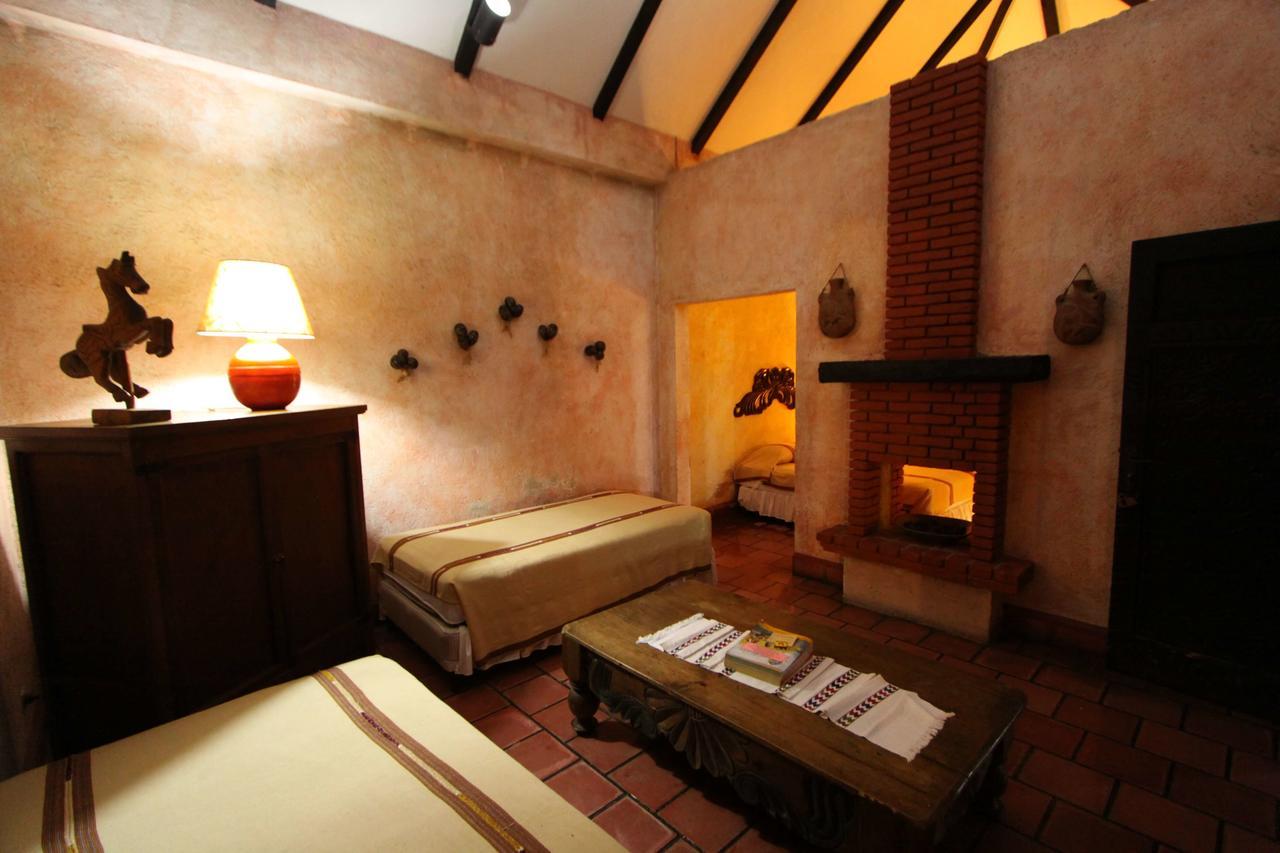 Hotel Toliman San Lucas Tolimán Extérieur photo
