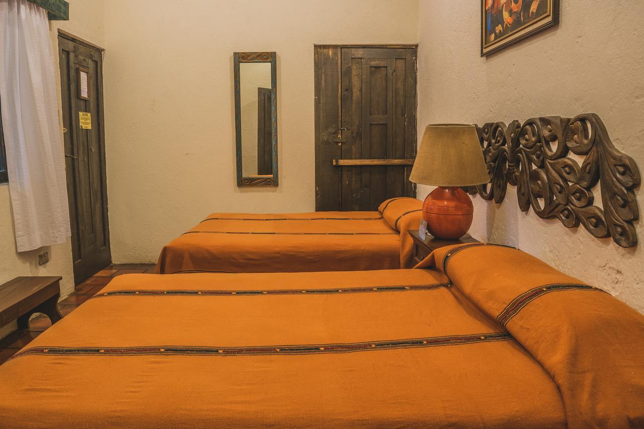 Hotel Toliman San Lucas Tolimán Extérieur photo