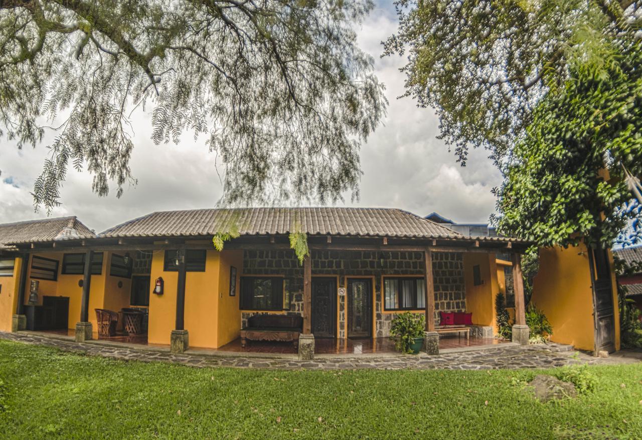 Hotel Toliman San Lucas Tolimán Extérieur photo