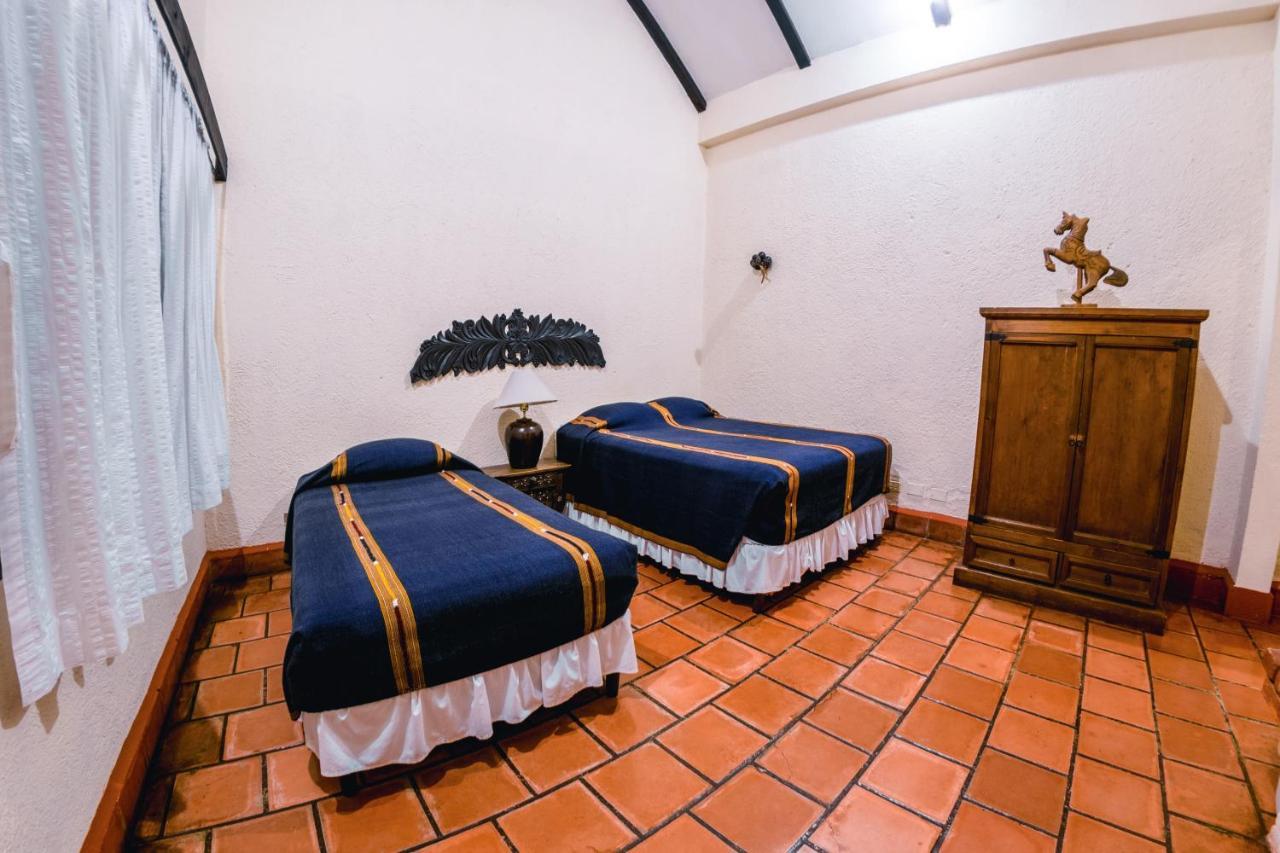 Hotel Toliman San Lucas Tolimán Extérieur photo